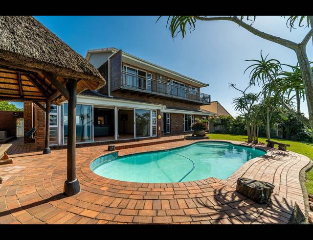 4 BEDROOM HOUSE FOR SALE IN BLUFF